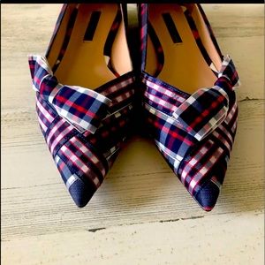 Stuart Weitzman point toe flats